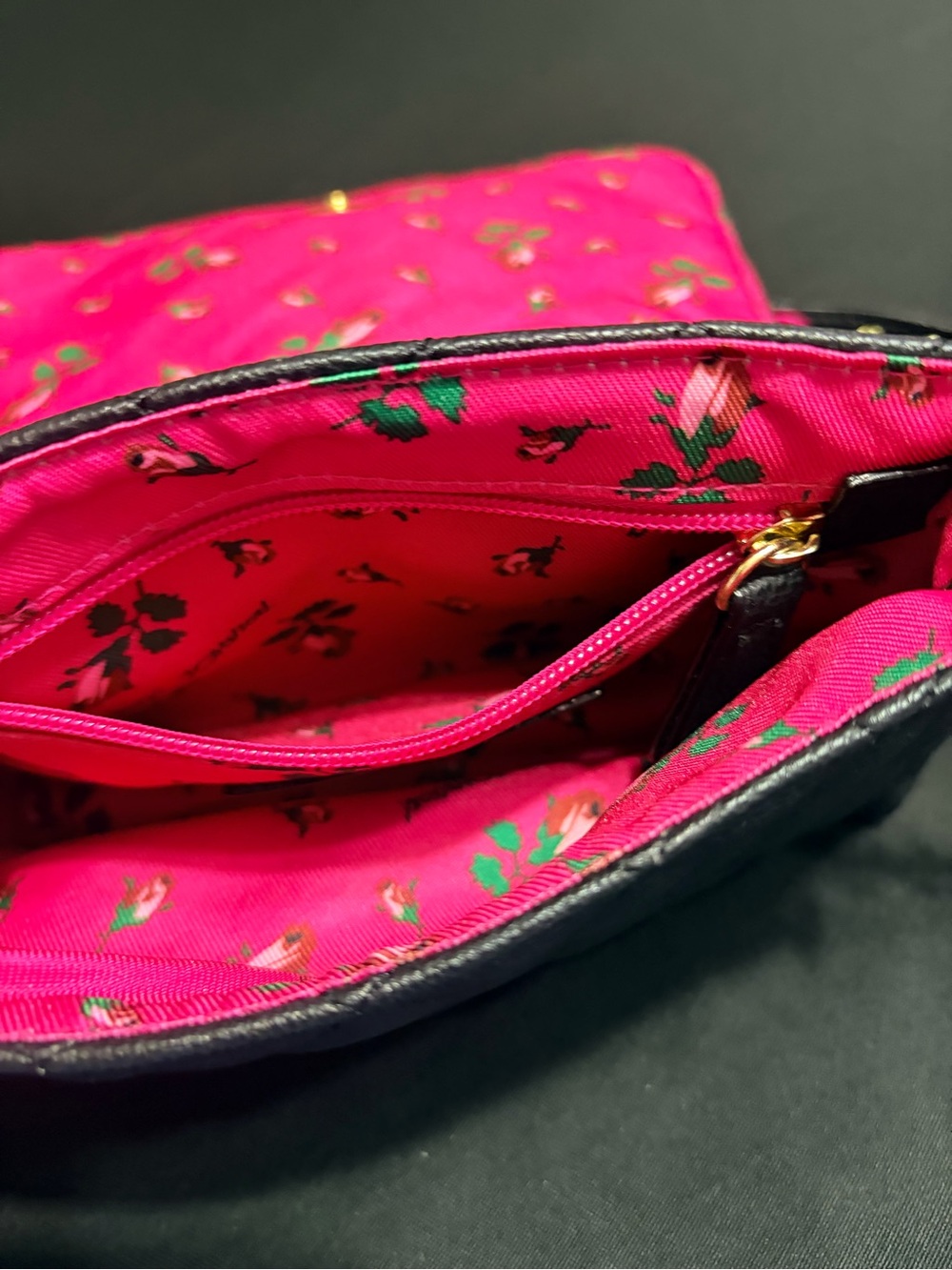 Betsey Johnson Black Quilted Bow Crossbody Bag with Pink Accent So Cute New - Picture 6 of 14